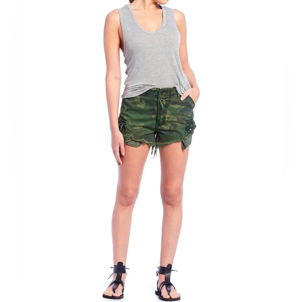 Free People - We The Free | Camo Cargo Cutoff Short